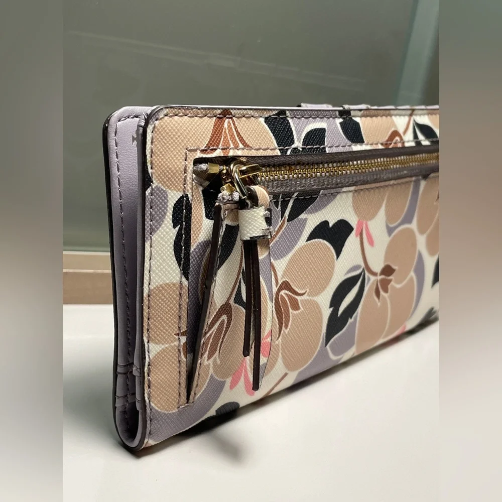 Kate Spade Snap Closure Wallet EUC - Picture 3 of 5